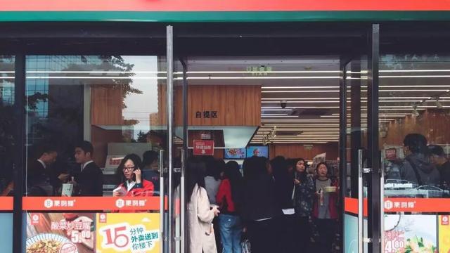 3年开出1000家门店靠的是什么,3年开出1000家门店