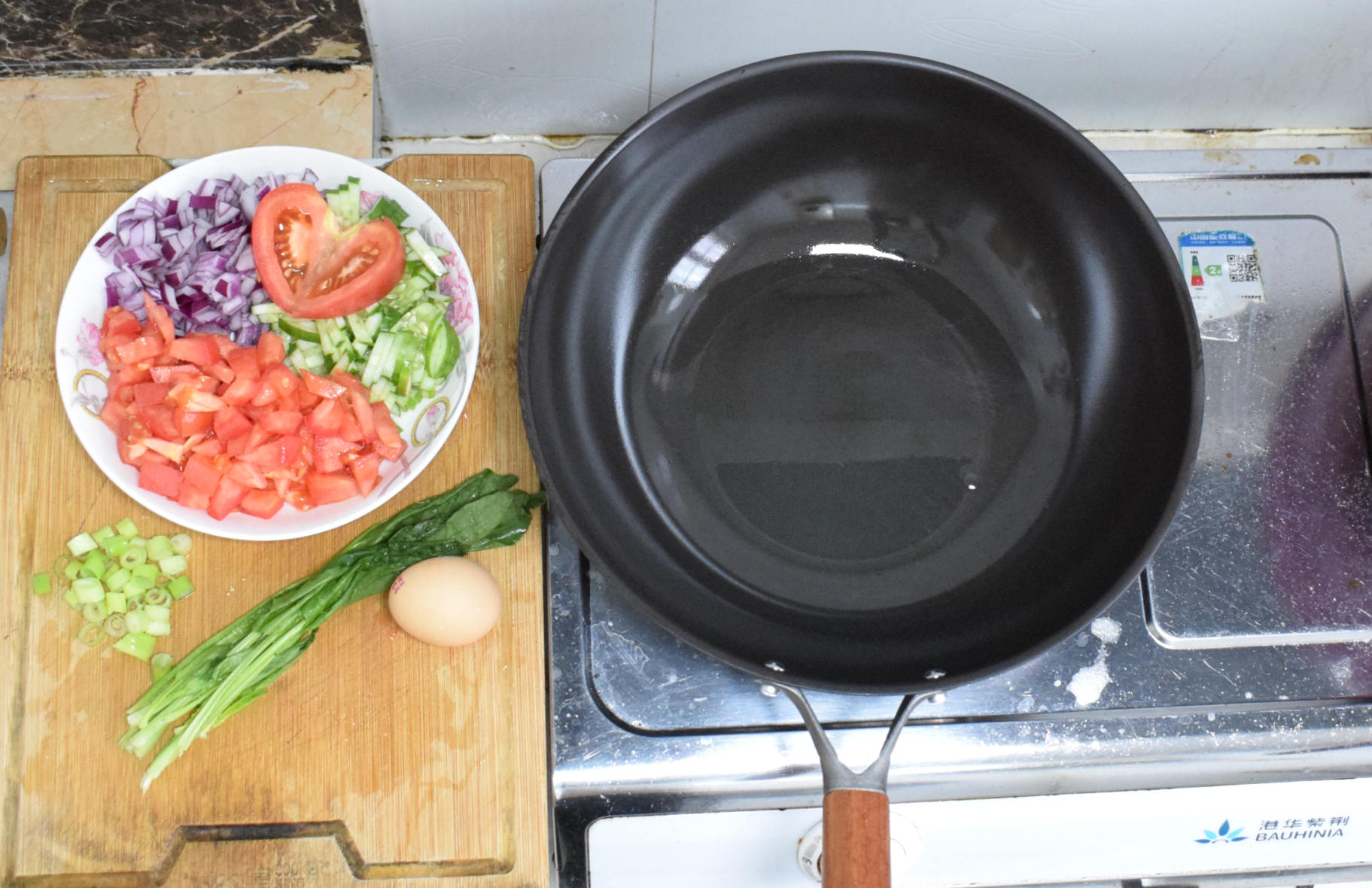 不沾油烟的炒菜锅,最好的炒菜铁锅推荐