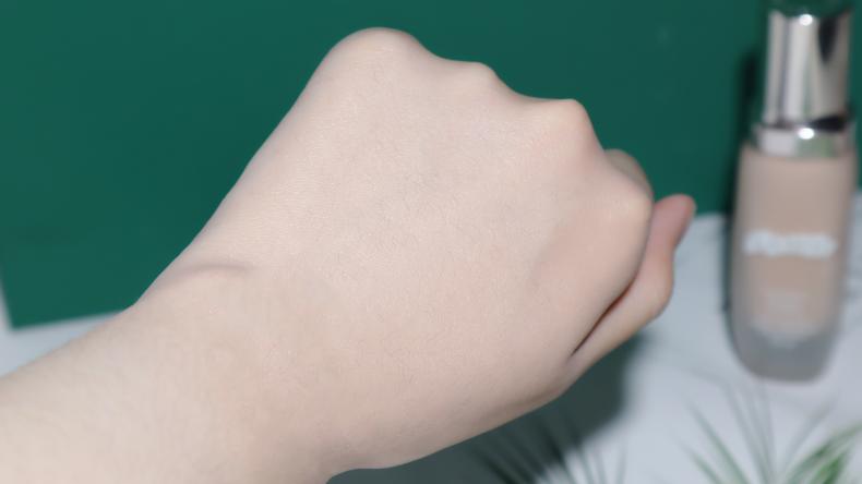 高级感底妆粉底液推荐,服帖自然的底妆液