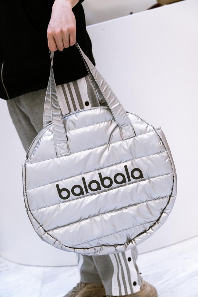 巴拉巴拉“羽你相绒”快闪游乐园惊喜呈现