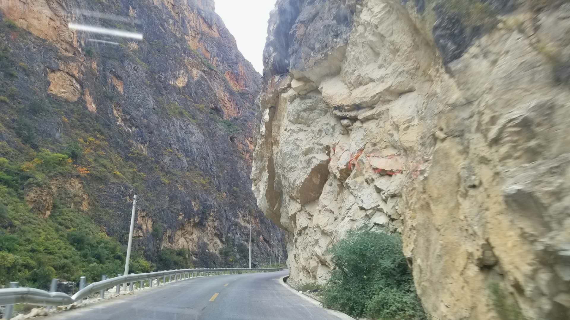 川藏线拉萨到成都的详细路线图,成都到拉萨川藏线318攻略图