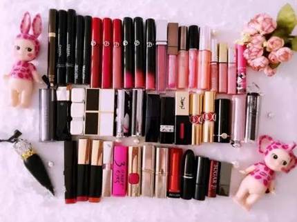 「津云热点」揭“口红机”、“幸运盒子”背后的套路，咱来算笔账