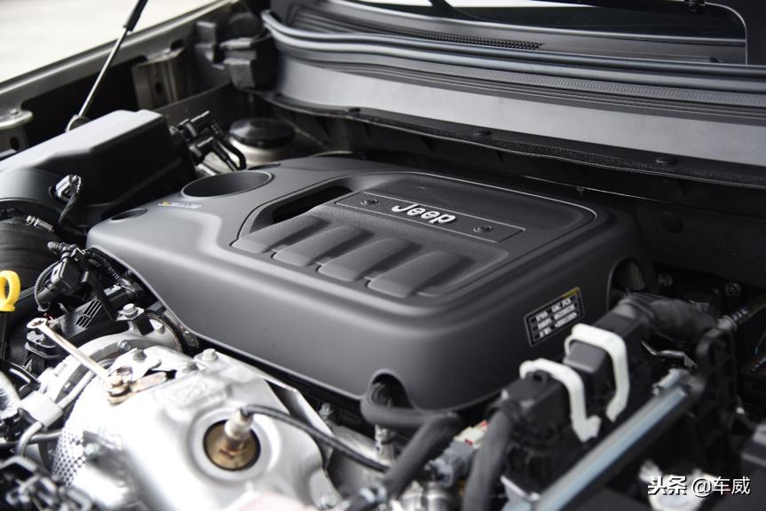 jeep自由光2.0l动力,全新的jeep自由光首要任务