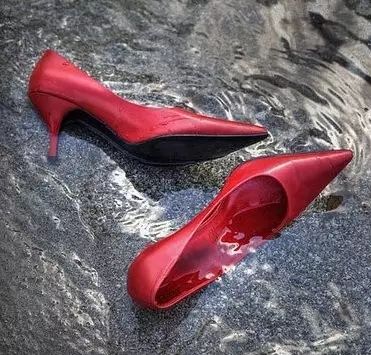 小个子穿什么高跟鞋显高冬天,高跟鞋小个子显高