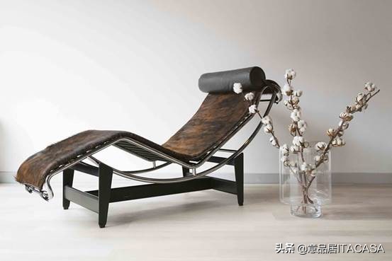 从Cassina到Vitra|这十把椅子里,藏着永不过时的时代风尚