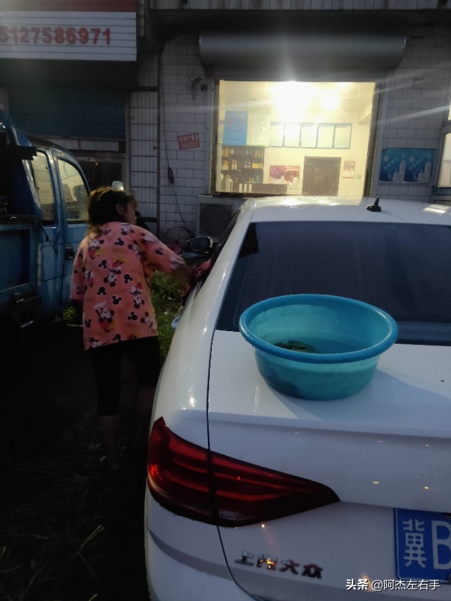 新车被擦很心疼,新车被刮了好心疼