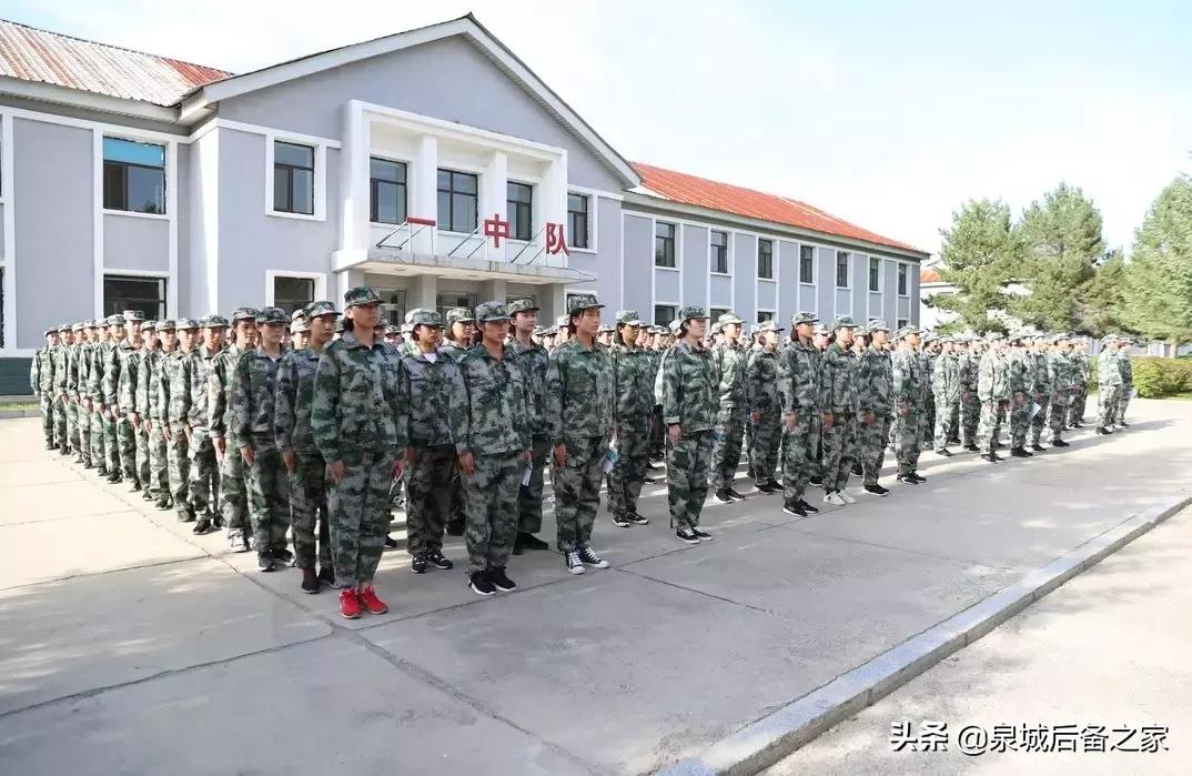 役前训练女兵标准,役前训练什么人会被淘汰