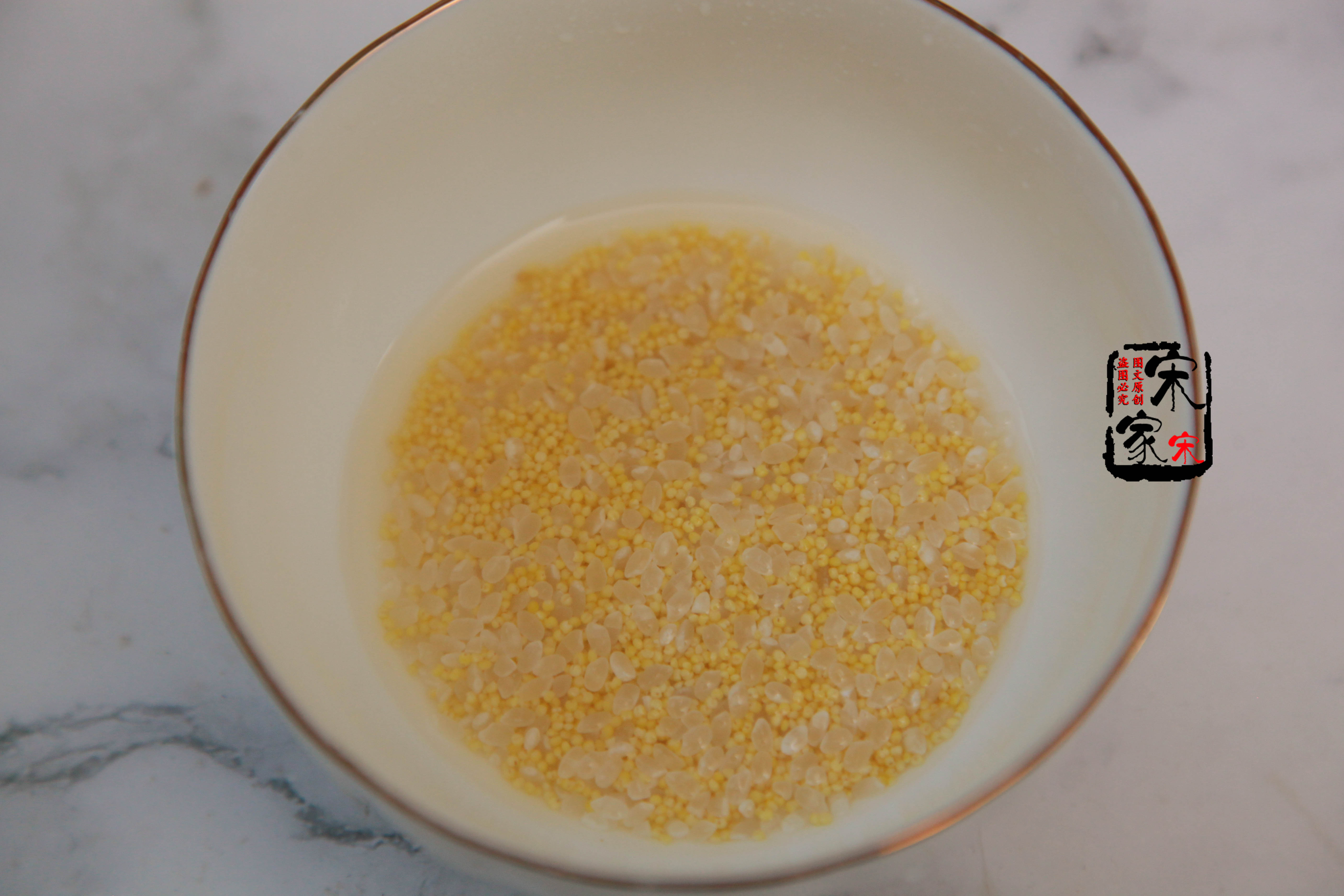 天天在家“葛优躺”，这粥要多喝，肠胃舒服不积食，不运动也舒畅