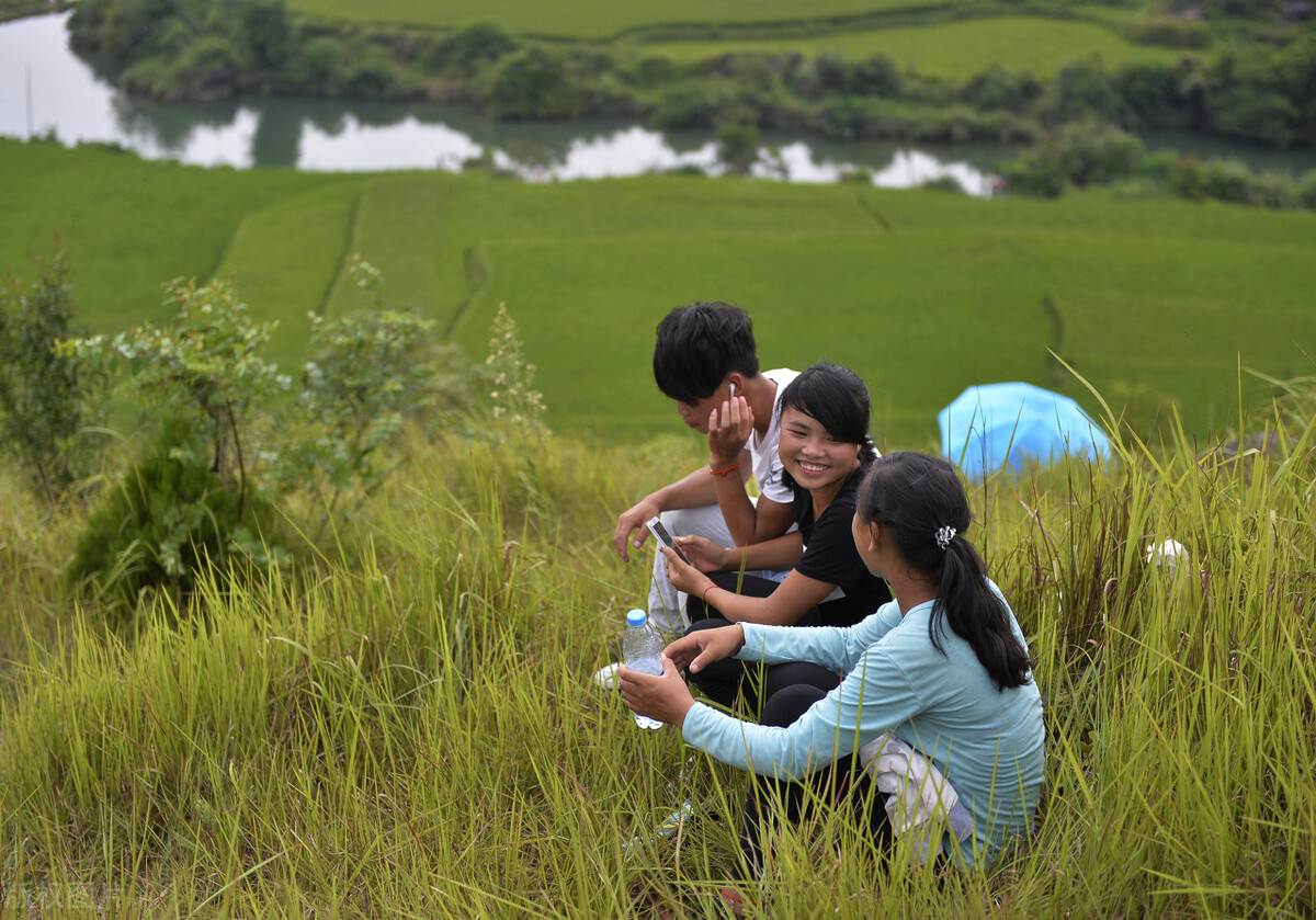 三都酥饼作文,三都散文