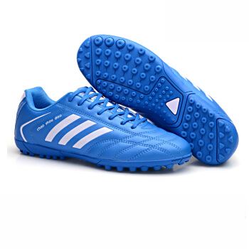 足球鞋知识科普之足球鞋怎么选,足球初学者要选什么样的足球鞋