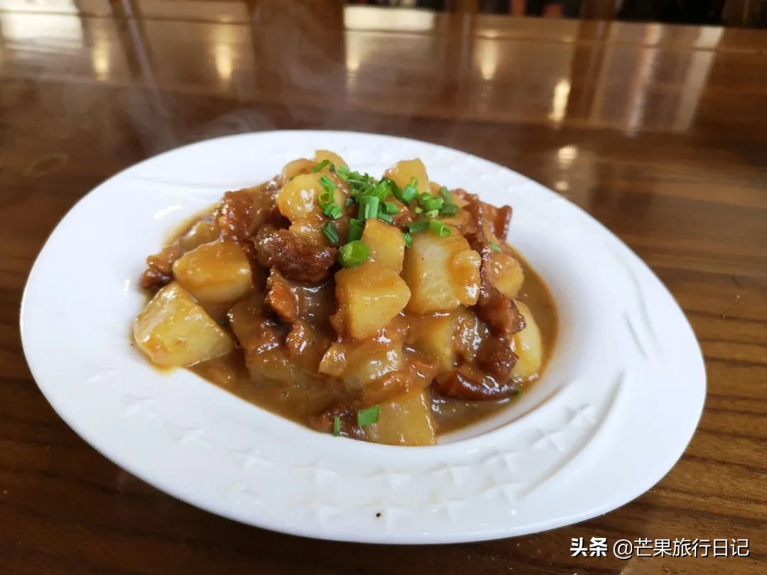 都说安徽宏村非常商业化,事实到底如何?跟着芒果去一探究竟