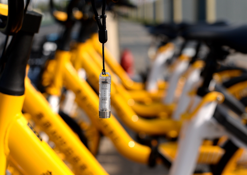 迷你手电超亮款测评,迷你小太阳551手电筒测评