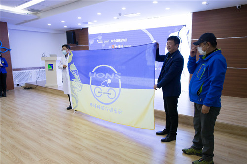 娓╅Θ宸ョ▼鐐逛寒钃濋槦,娓╂殩宸ョ▼鍏泭娲诲姩