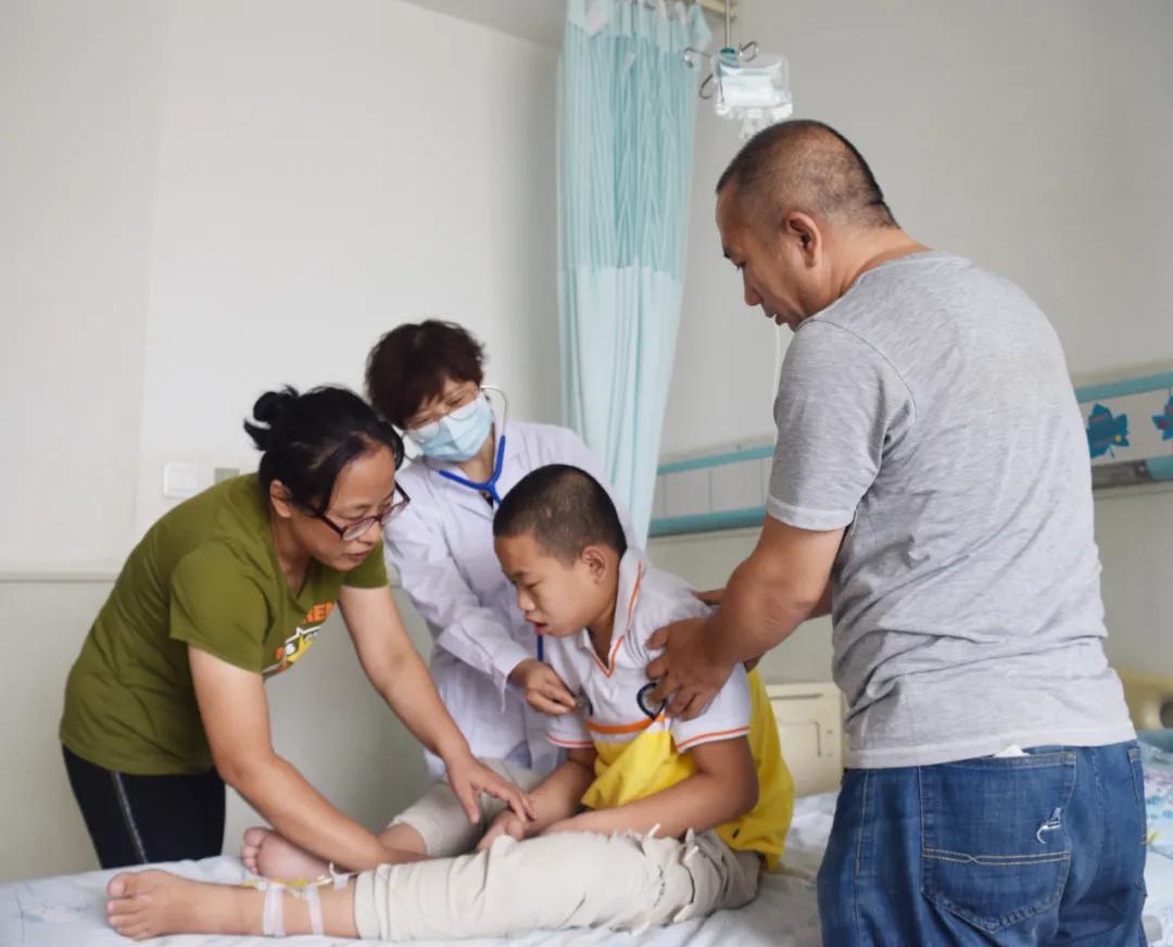 医者仁心锦旗内容,医患情谊锦旗