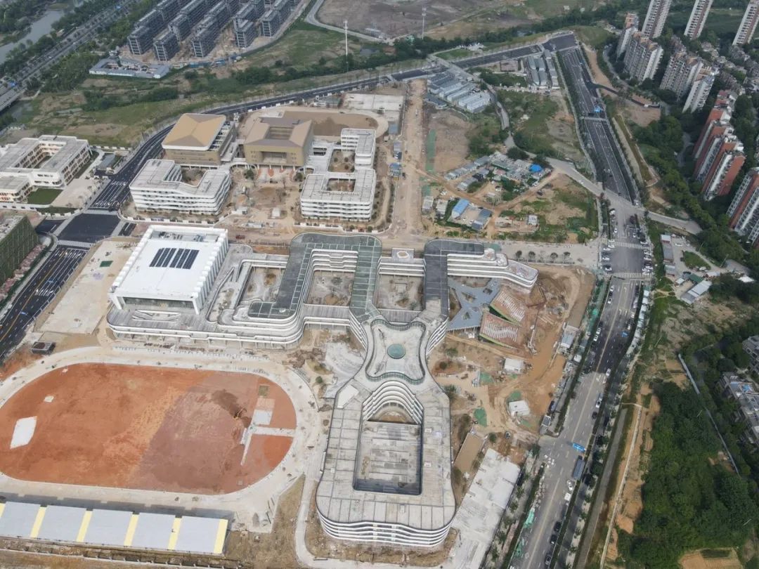 未科拼杀倒计时,倒挂2万+的天空之城、蒲荷芸邸,如何选?