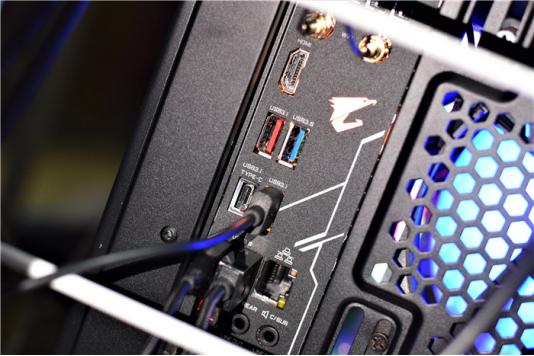 朗科zslim移动固态硬盘,nvme高速固态硬盘推荐