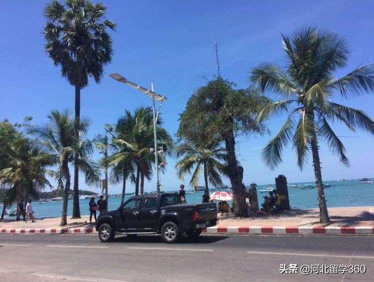 泰国教育最发达的地方,泰国的神奇制度