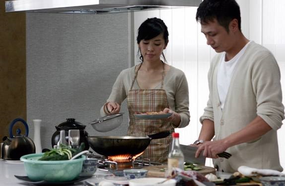 《双食记》美食不仅能抓住男人的心，还能成为男人的刑具