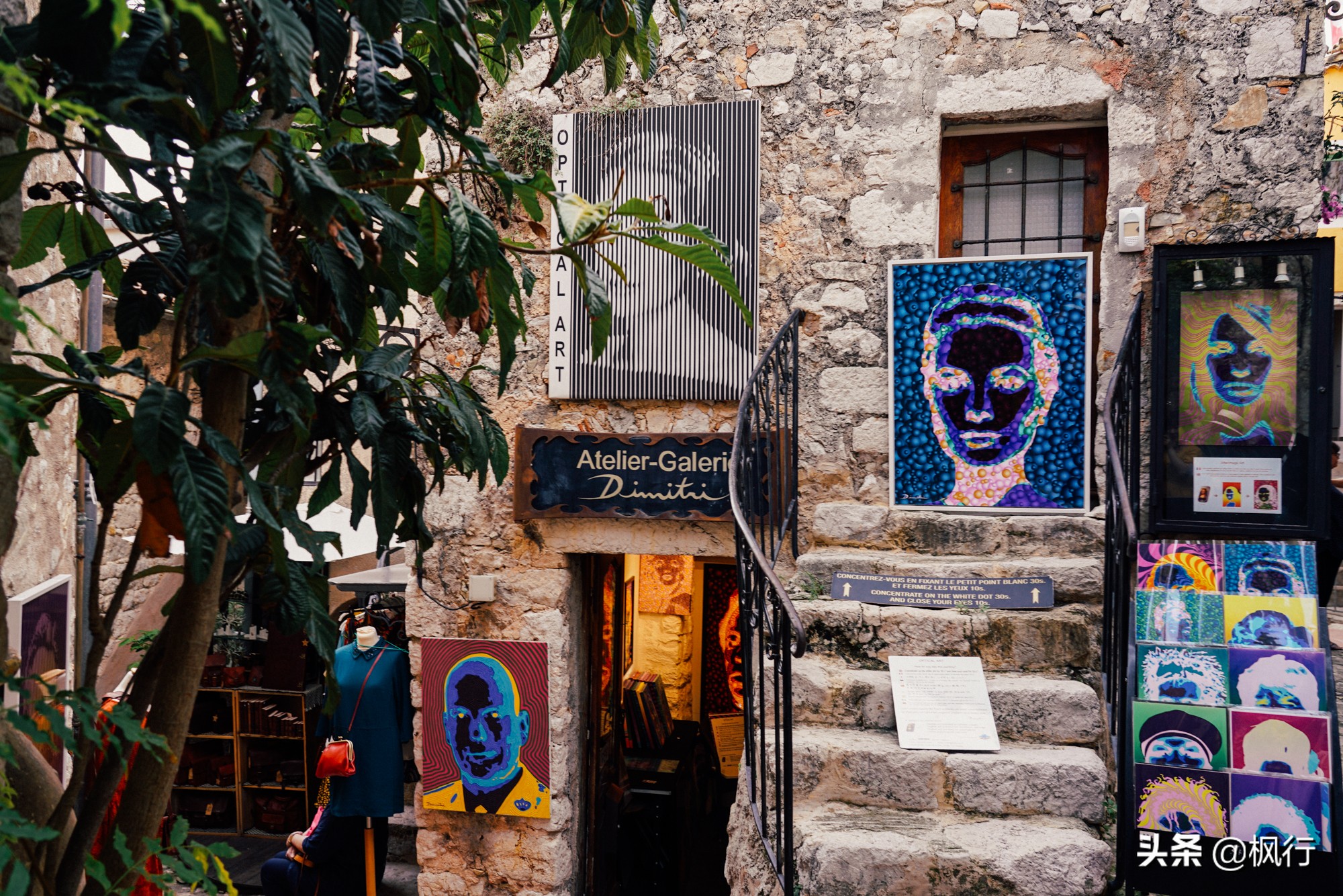 比巴黎浪漫还安全，南法海边的这几个风情小镇，好莱坞电影取景地