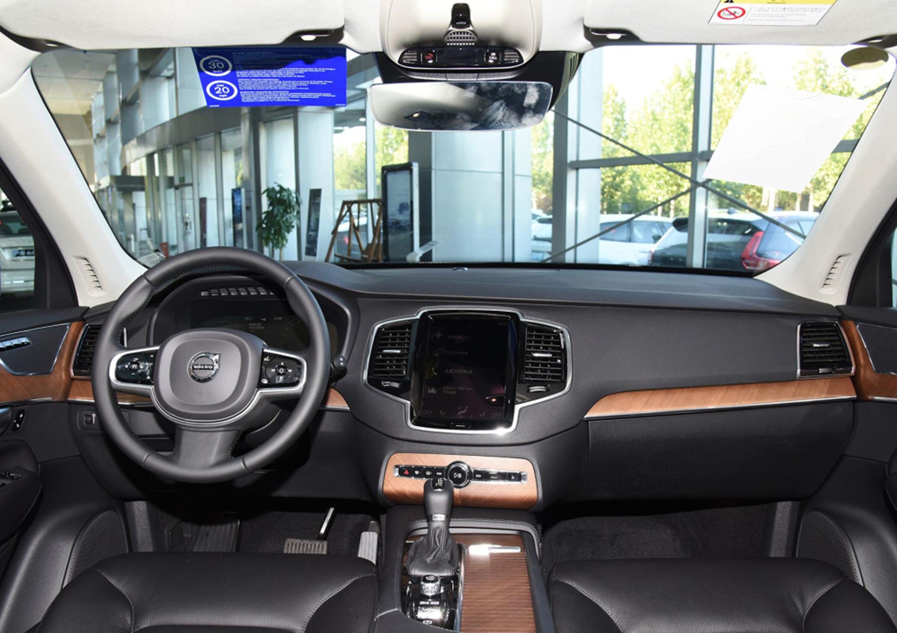 沃尔沃实习期试驾,美女试驾2022沃尔沃s90