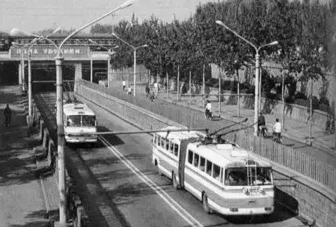 郑州新旧地标介绍,郑州地标合集图