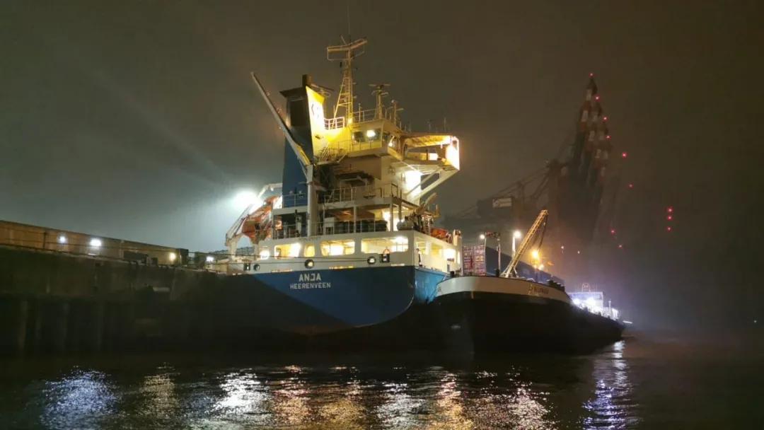 中英班列14天创纪录，为何这么快？因为绕过了欧盟