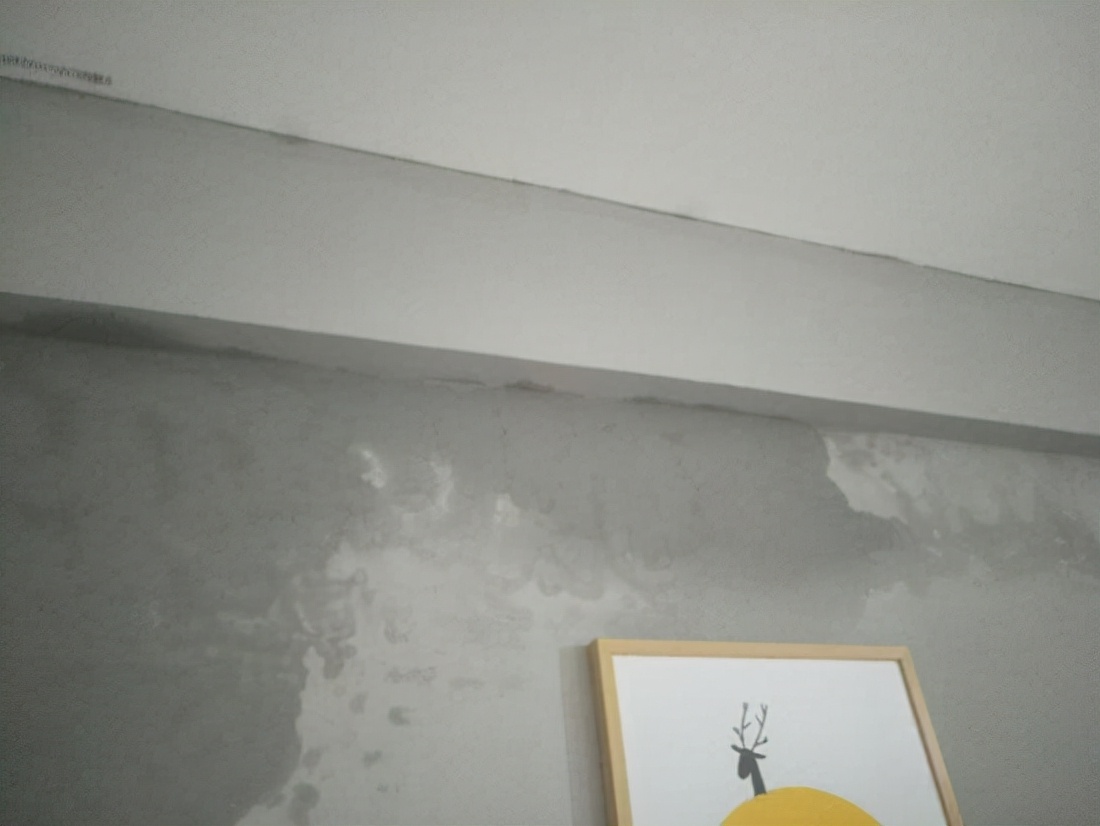 墙面发霉漏水查找漏水点,卫生间墙面漏水如何找到漏水点