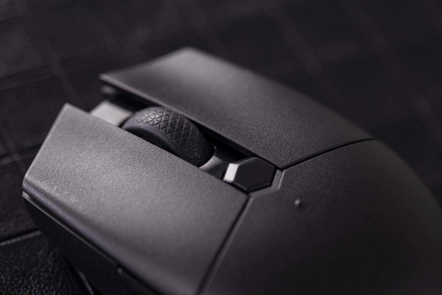 海盗船钢爪无线鼠标测评,海盗船katar入门级游戏鼠标