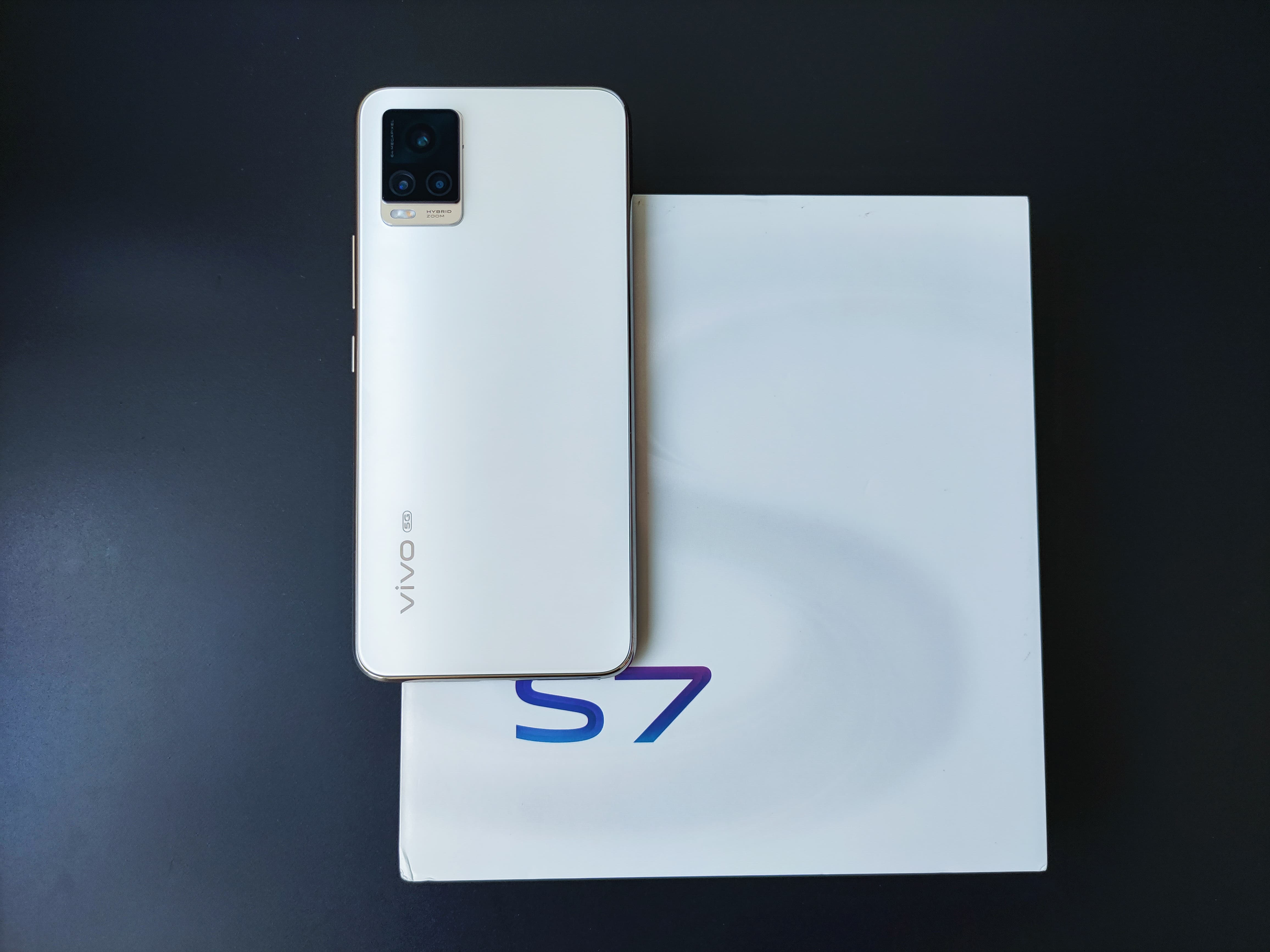 vivos7和iqooz3哪个好,vivos7安兔兔跑分