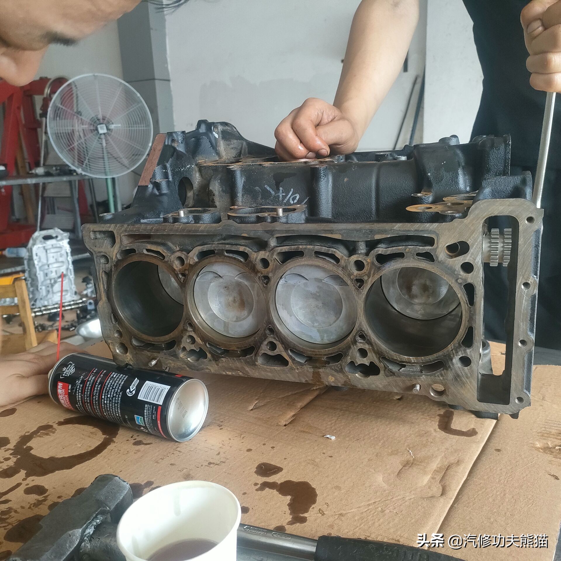 奥迪a4l治理烧机油,a4l奥迪烧机油怎样查