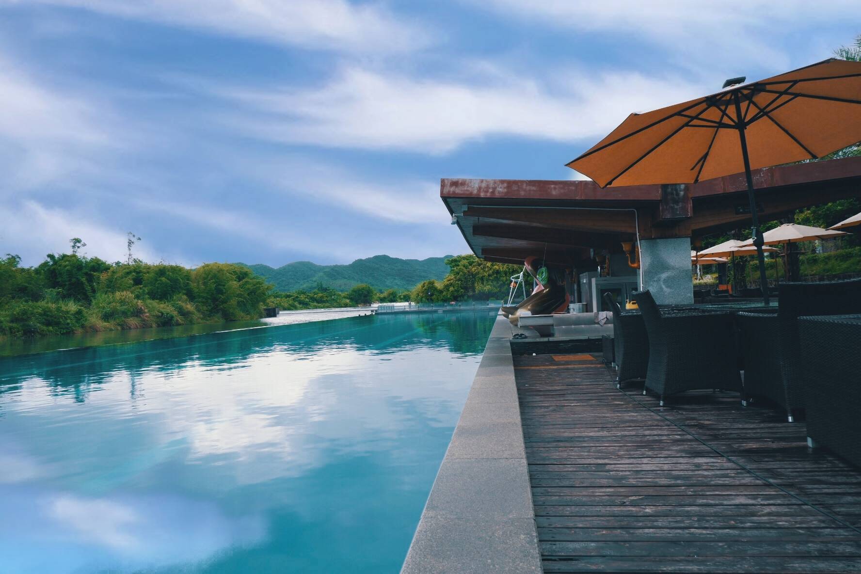 无边泳池汕尾,汕尾红海湾无边泳池