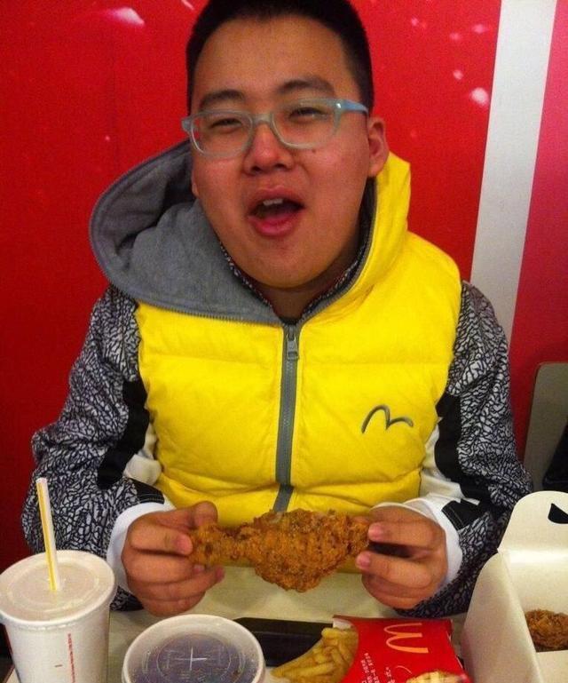 那些整容式变老的男星,盘点整容失败面目全非的10大男星