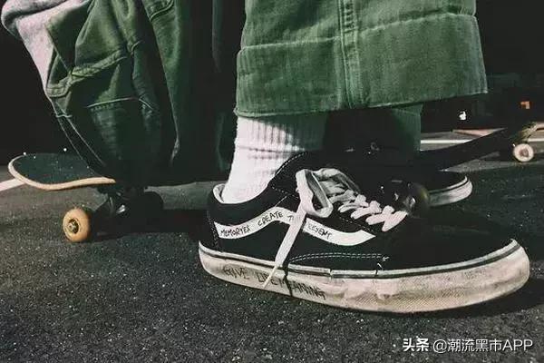 球鞋改造涂鸦 (如何自己在家改球鞋配色)