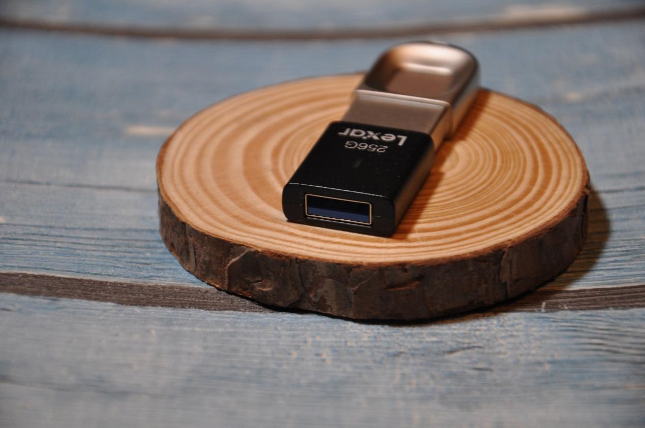 指纹加密固态u盘怎么输入指纹,指纹加密u盘可防拷贝吗