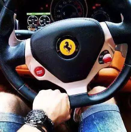 撕掉身上的名牌实录,撕掉身上的名牌后的生活