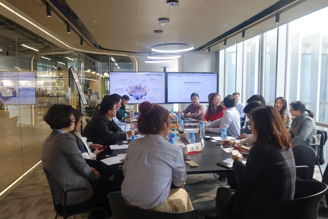 引领智慧发展分享管理思维——京东财税“互联网+财税”联盟智慧财税私董会在京举行