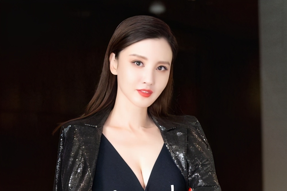 张萌讲述当制片人的经历崩溃瞬间,张萌制片人是男人还是女的