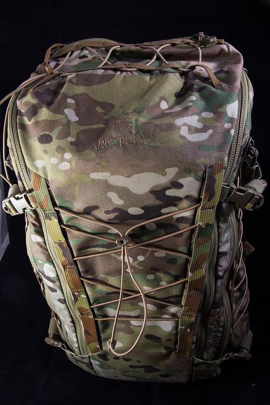 始祖鸟背包arcteryxbora测评,arcteryx始祖鸟leaf短袖