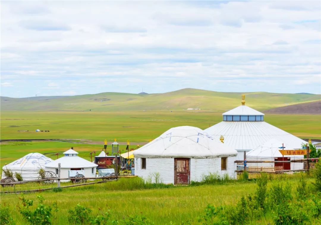 坐哪些火车可以出国看风景又好玩,太原人可以去北京旅游吗