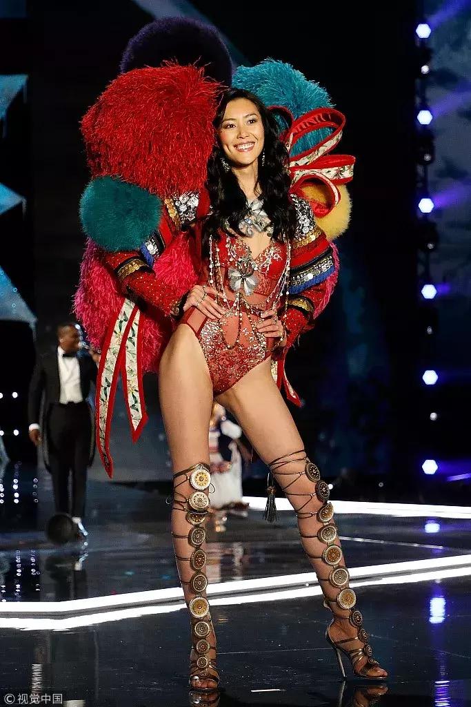 又是一年维密大秀,维密身材最美