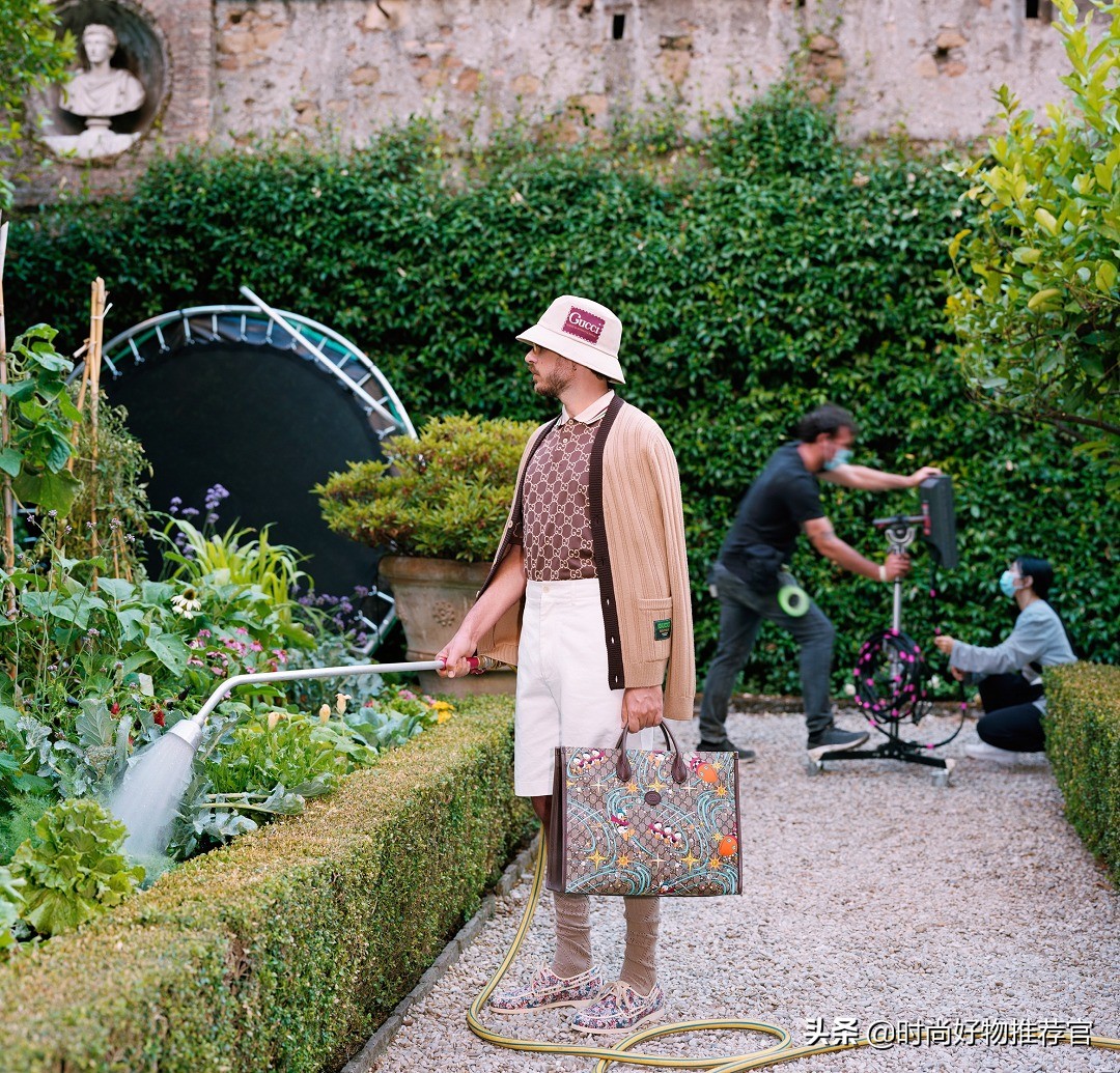 gucci迪士尼联名滑雪唐老鸭,gucci迪士尼联名唐老鸭包真假