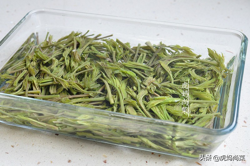 香椿面包详细做法,香椿芽面包的做法大全