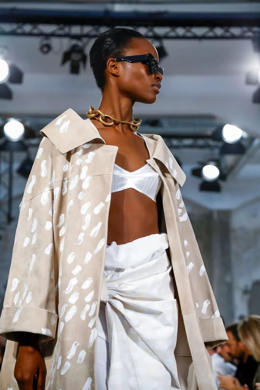 大金链子忘了戴,大金链子好久没戴了