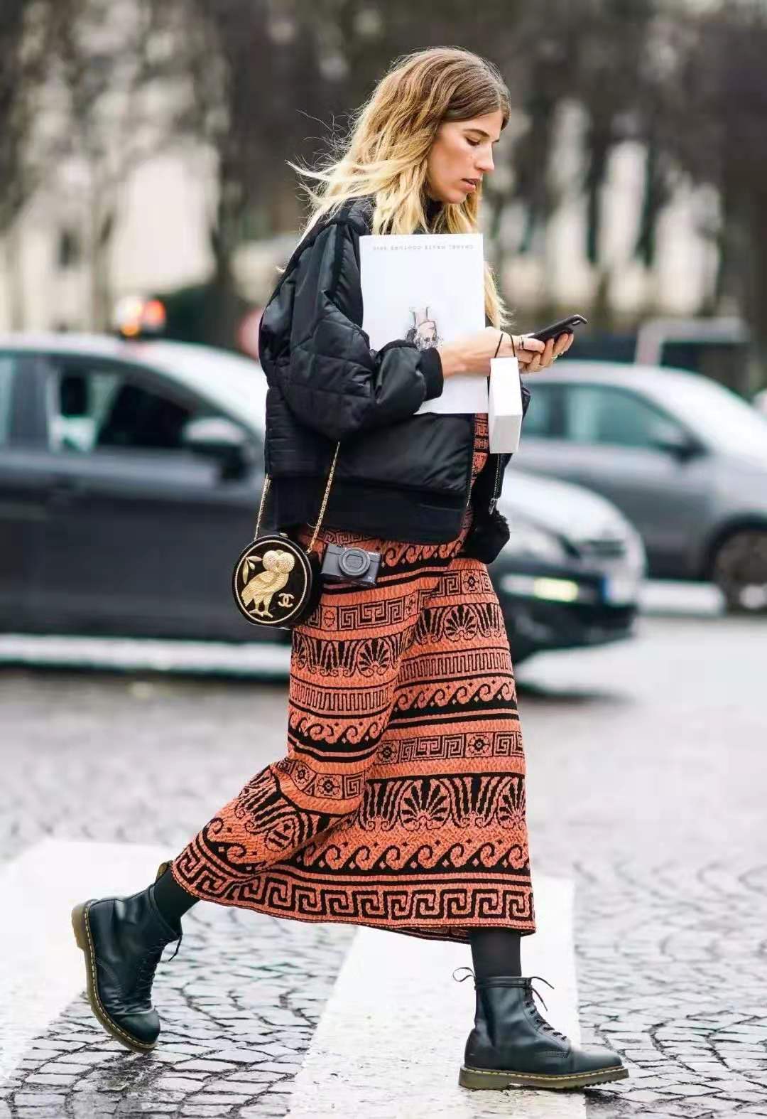 早秋新款女短马丁靴减龄时尚洋气,这个秋天必须得有的马丁靴