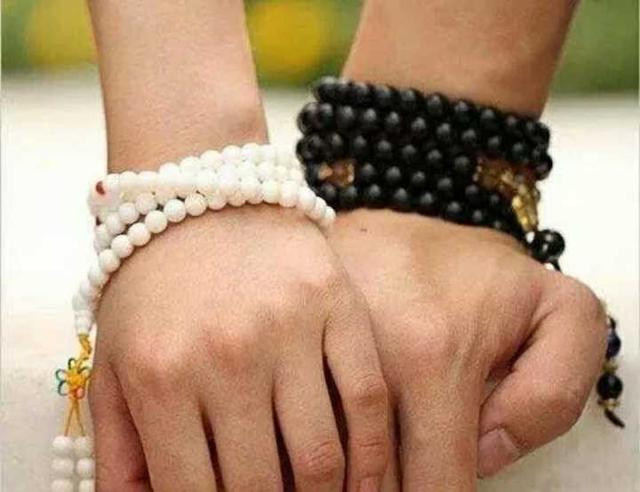 各种手串佩戴禁忌,佩戴手串避开这些禁忌