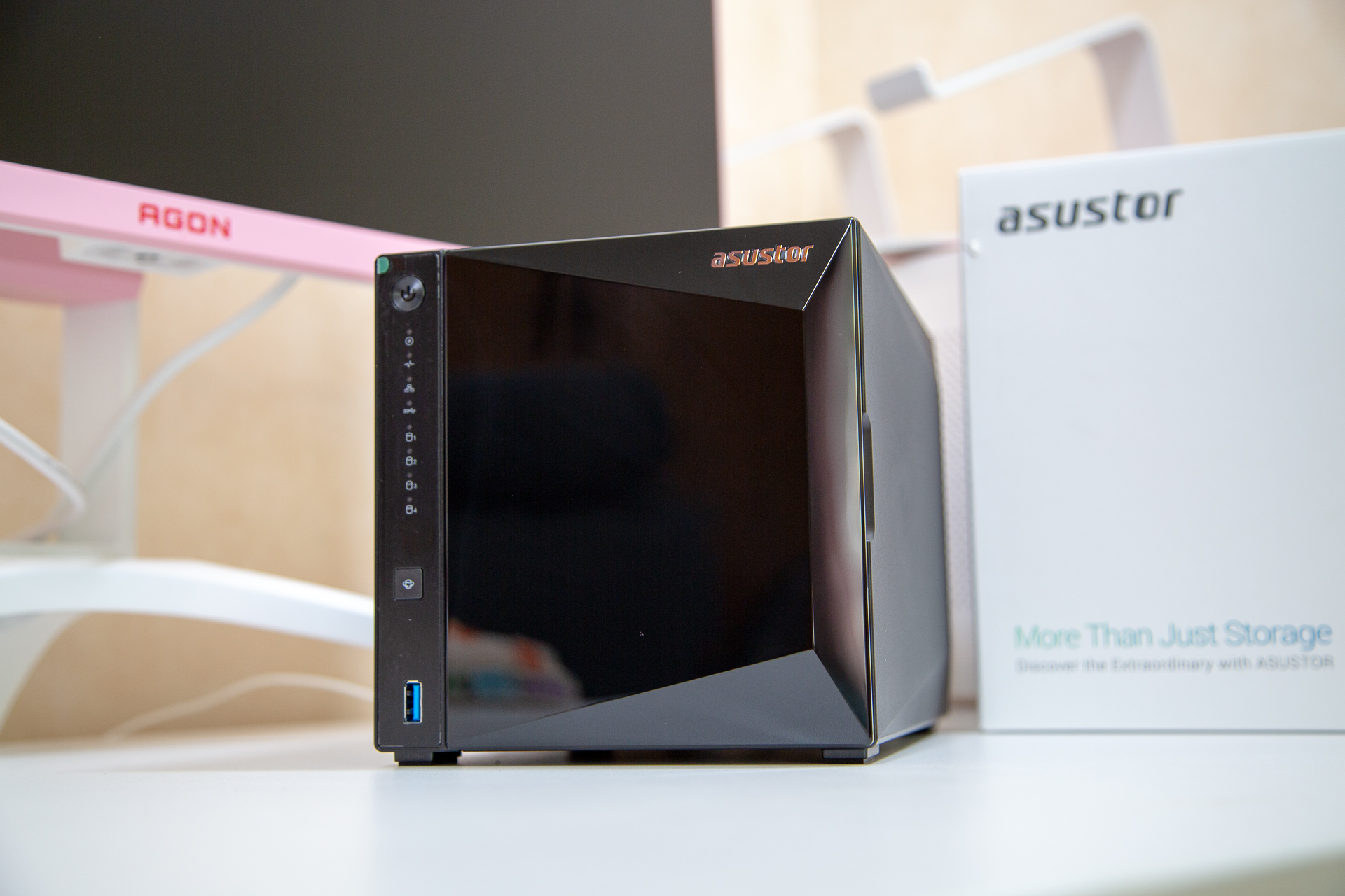 全系升级2.5G网口？ASUSTOR爱速特AS3304T会是合适的家用NAS吗？