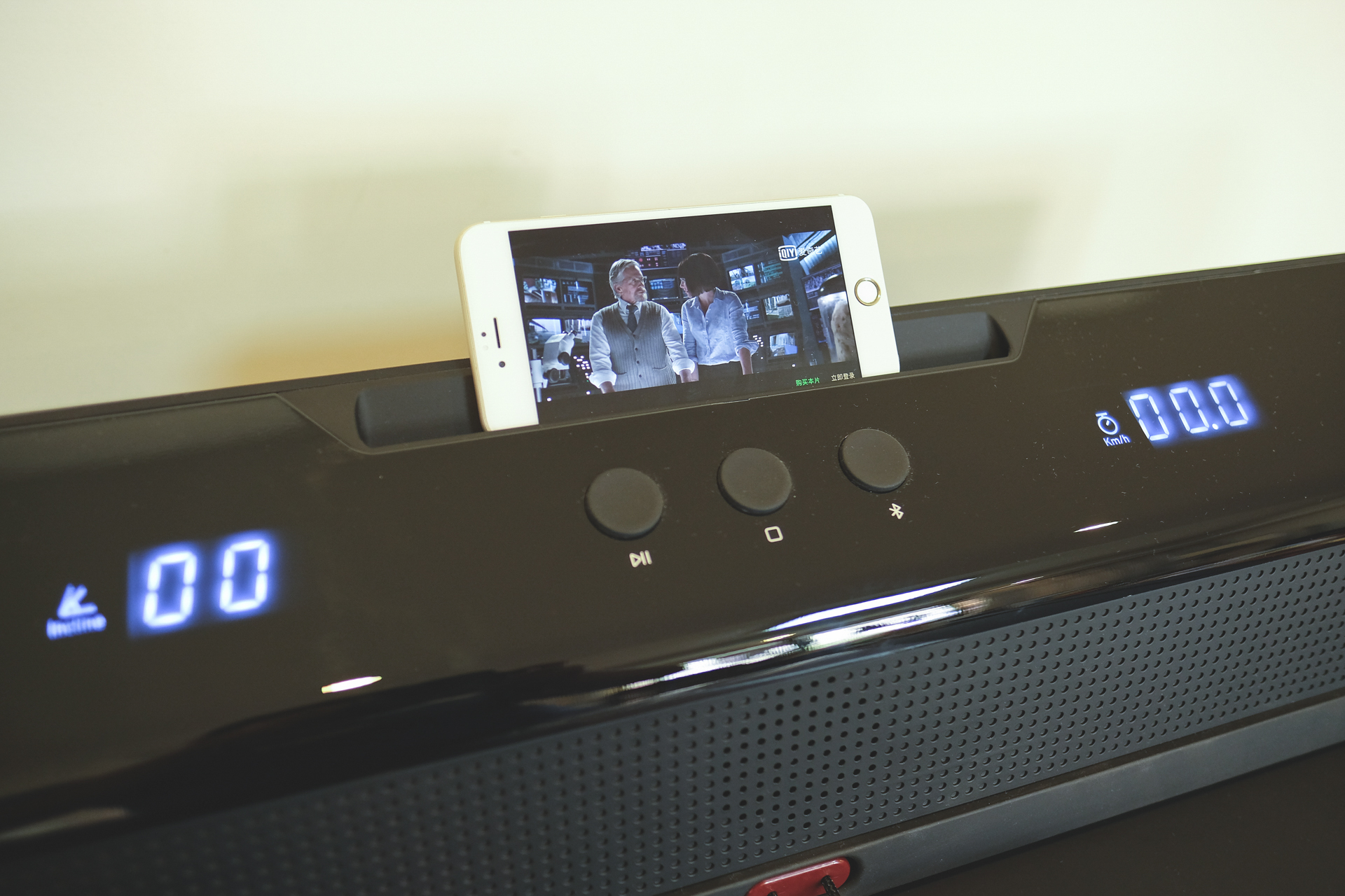 赤兔跑步机折叠,赤兔跑步机和米家跑步机