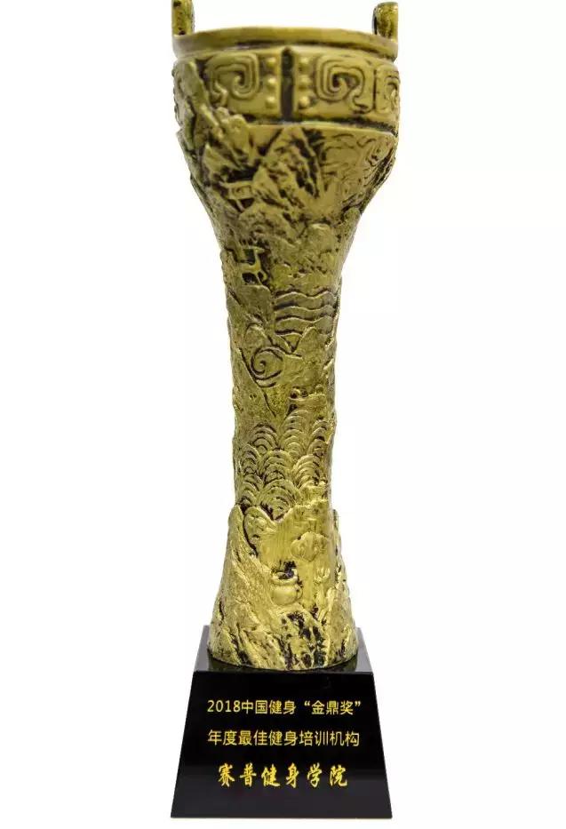 30岁转行健身教练太晚了,27岁当健身教练五年竟然还负债