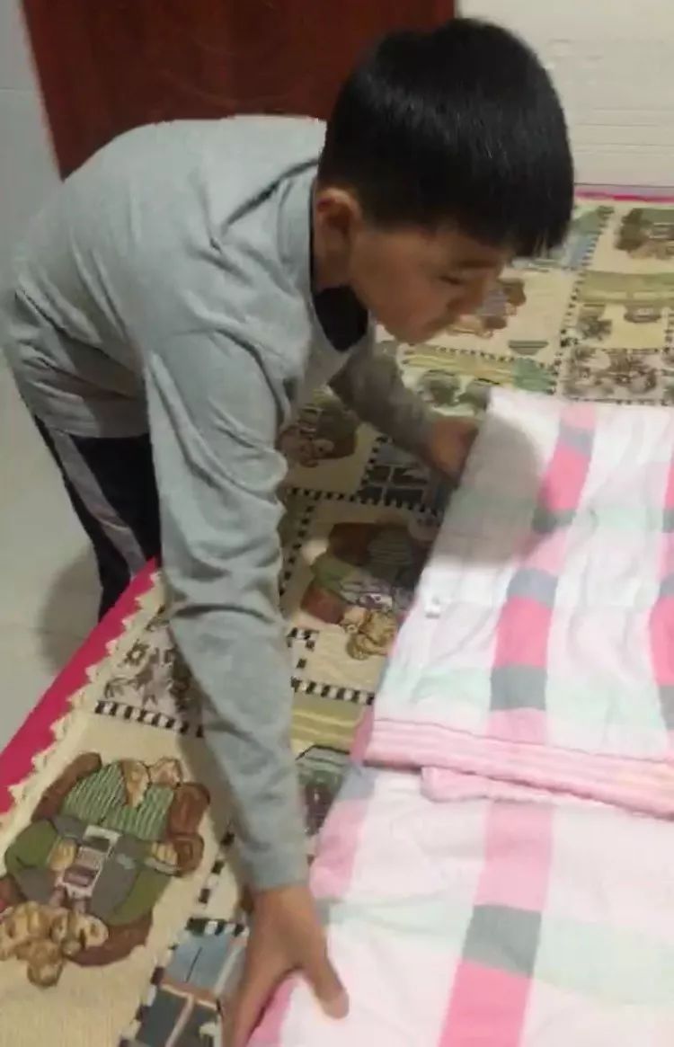 值日小能手教学视频,值日生小能手背景图