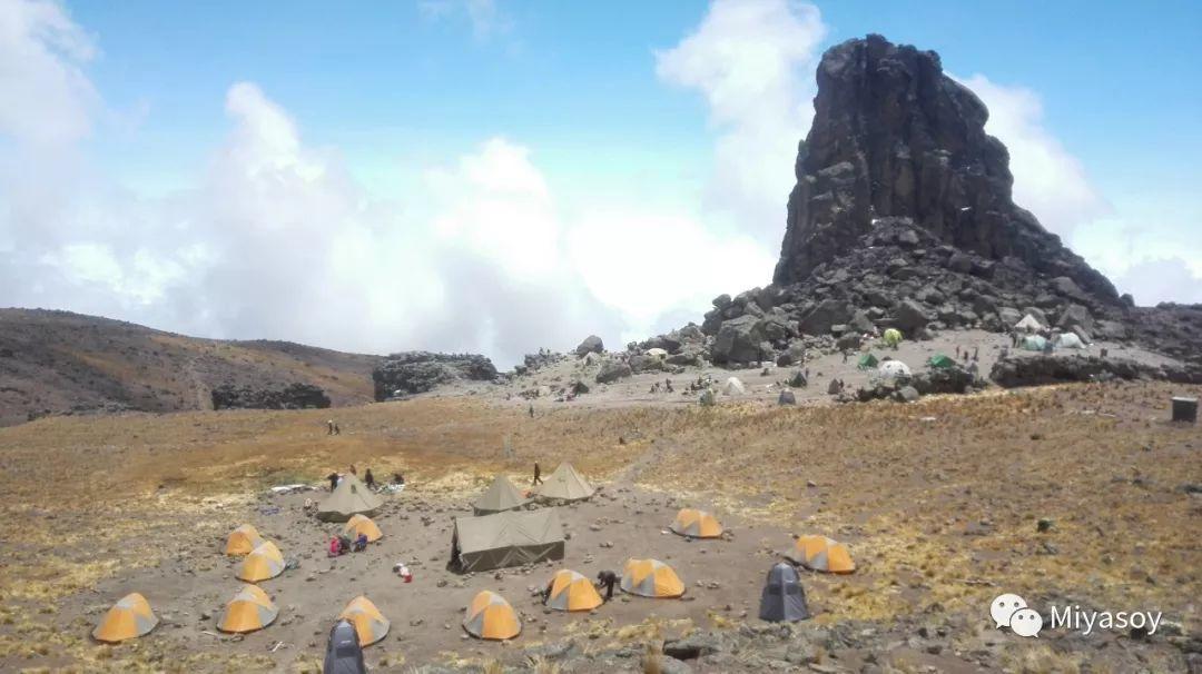 乞力马扎罗雪山冰川,住在珠穆朗玛峰山脚是什么感觉
